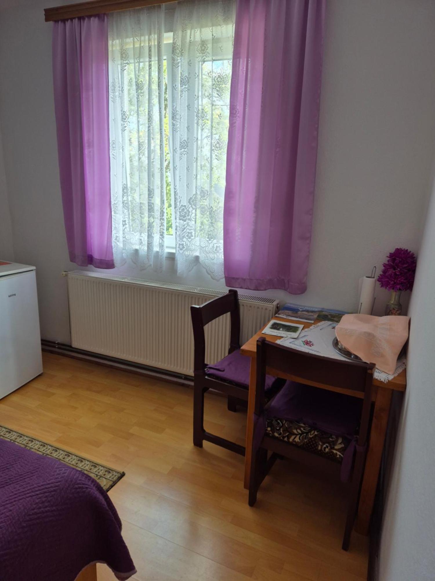 Guesthouse Milka โพลยานัค ภายนอก รูปภาพ