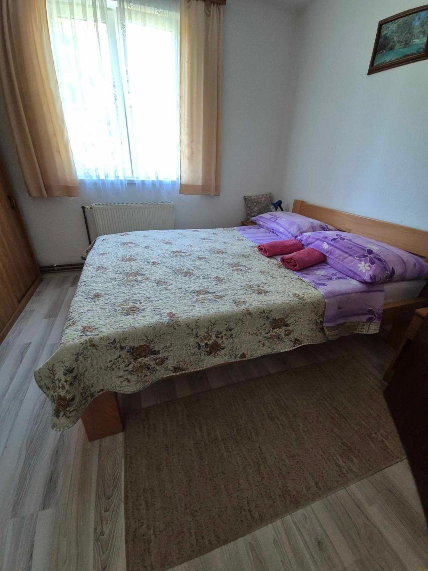 Guesthouse Milka โพลยานัค ภายนอก รูปภาพ